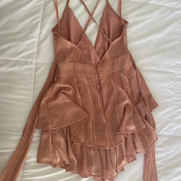American Threads tiered ruffle romper in blush, XS, saints and secrets - Picture 2 of 8